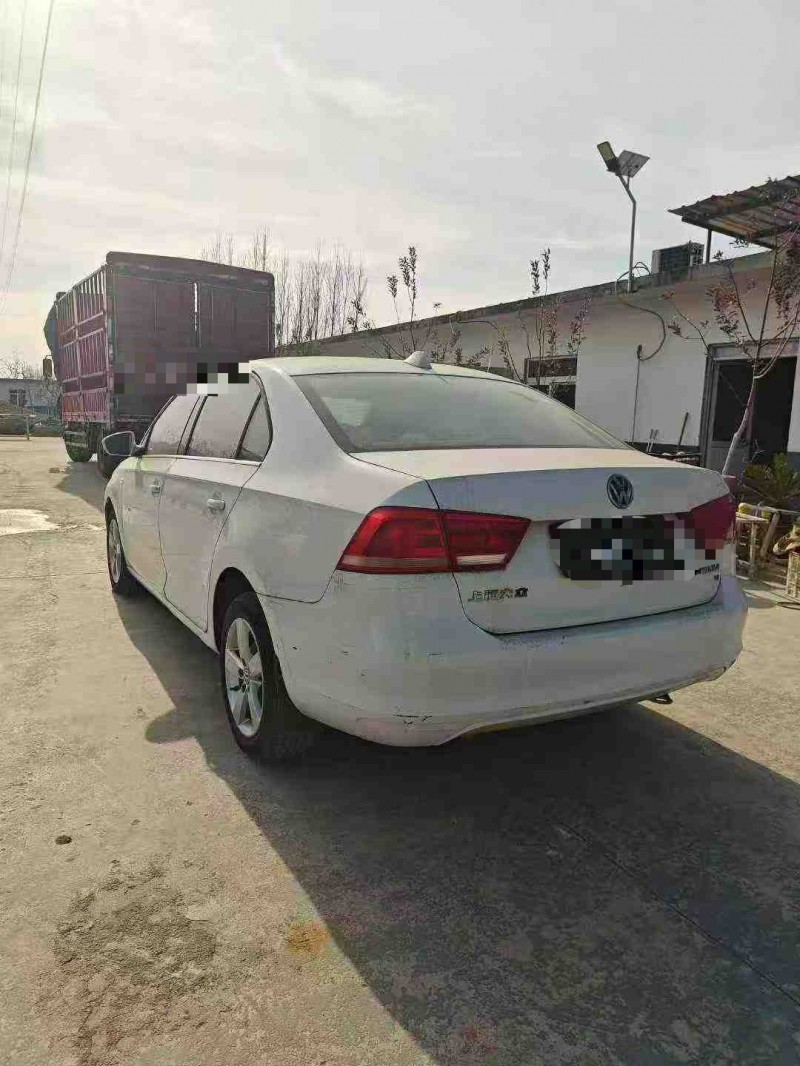 临沂14年大众桑塔纳7