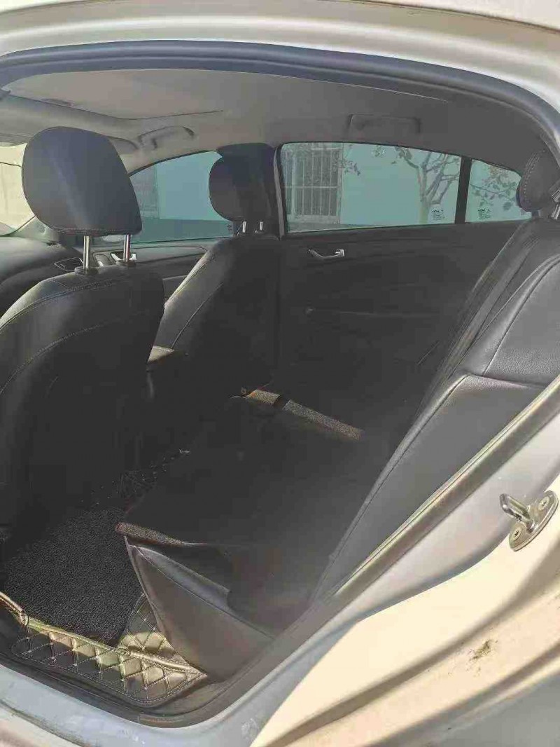 临沂17年奇瑞艾瑞泽6