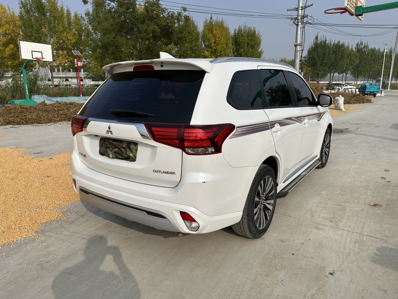 徐州22年三菱欧蓝德8