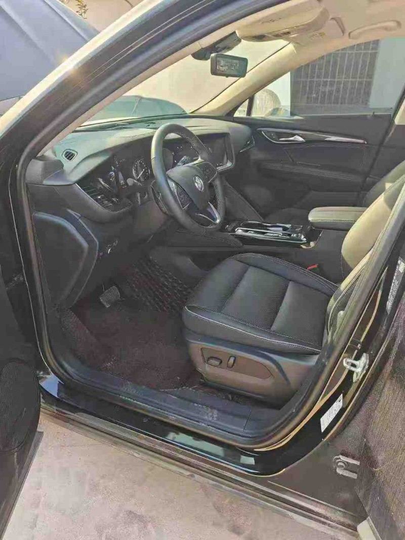 临沂22年别克昂科威4