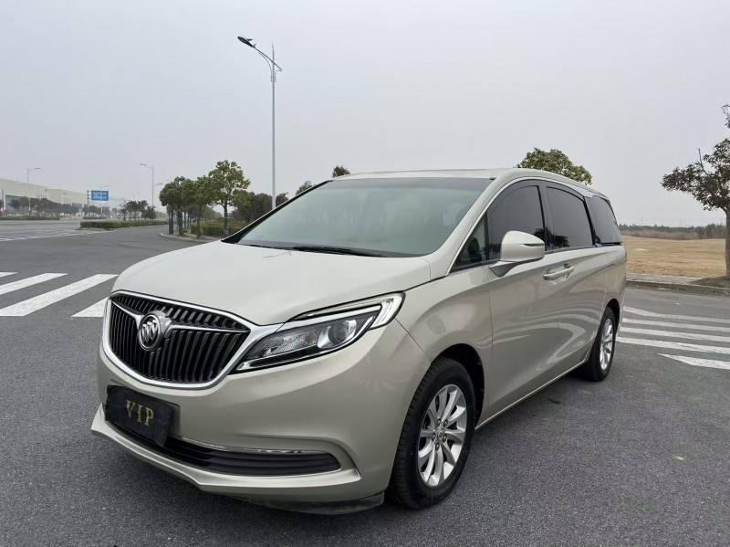 盐城17年别克GL83