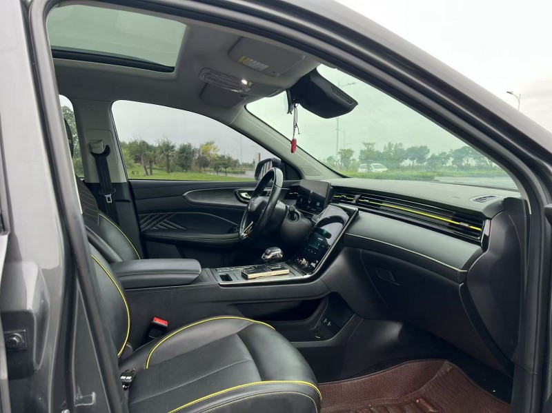 盐城22年荣威RX57