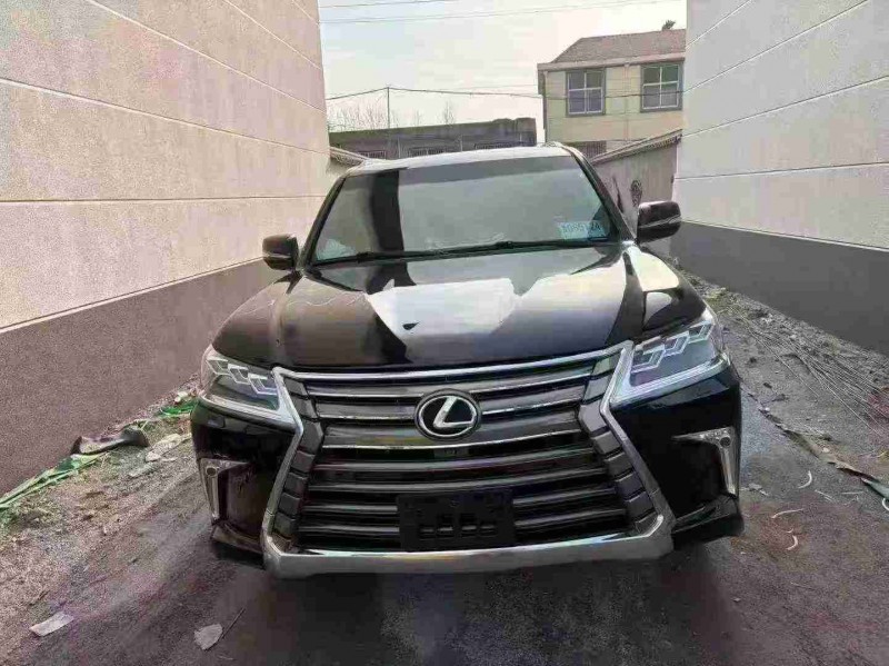 临沂12年雷克萨斯LX1