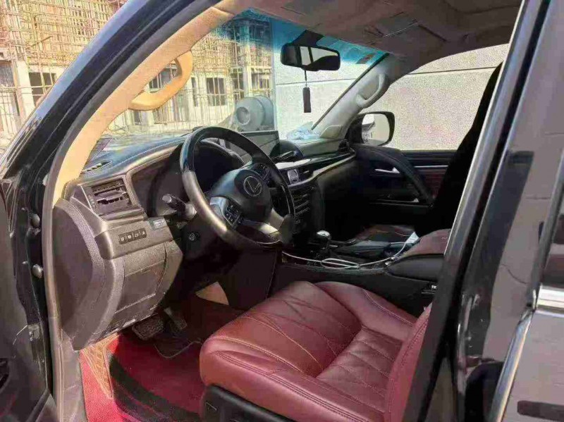 临沂12年雷克萨斯LX3