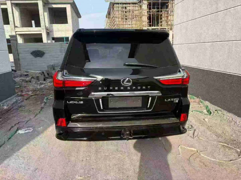 临沂12年雷克萨斯LX6