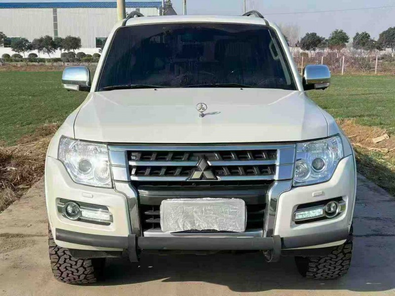 临沂20年三菱帕杰罗1