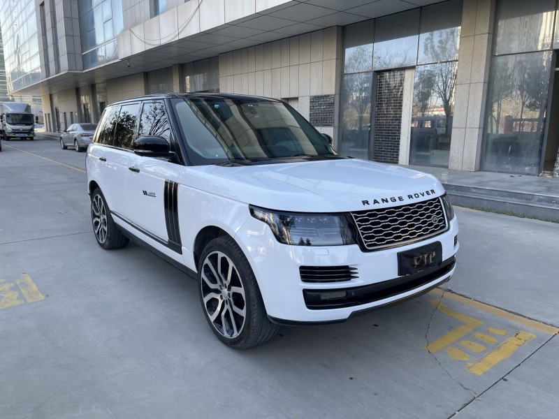 济宁16年路虎揽胜行政3