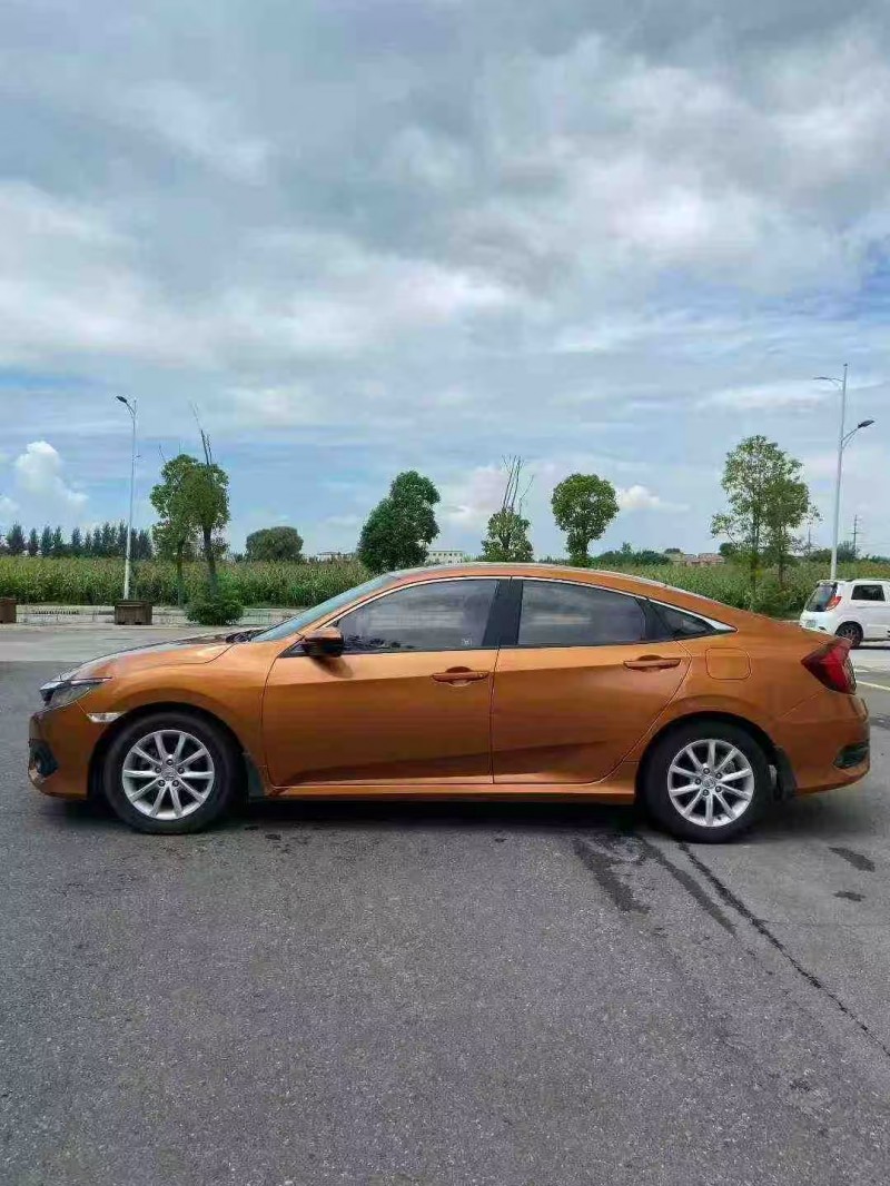 襄阳17年本田思域4