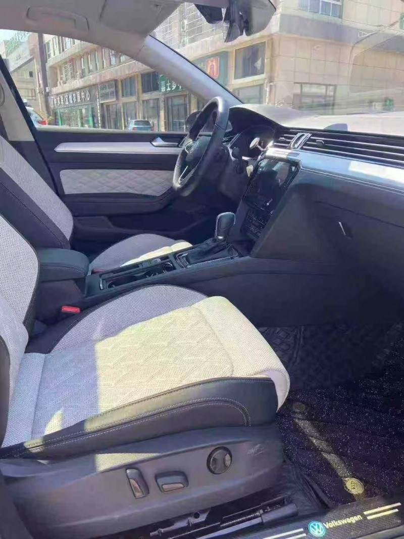 襄阳24年大众迈腾8