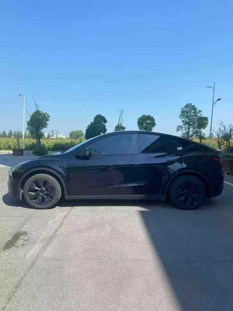 襄阳24年特斯拉MODEL Y4