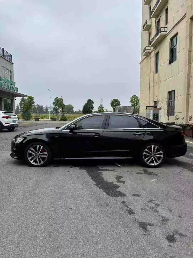 襄阳18年奥迪A6L4