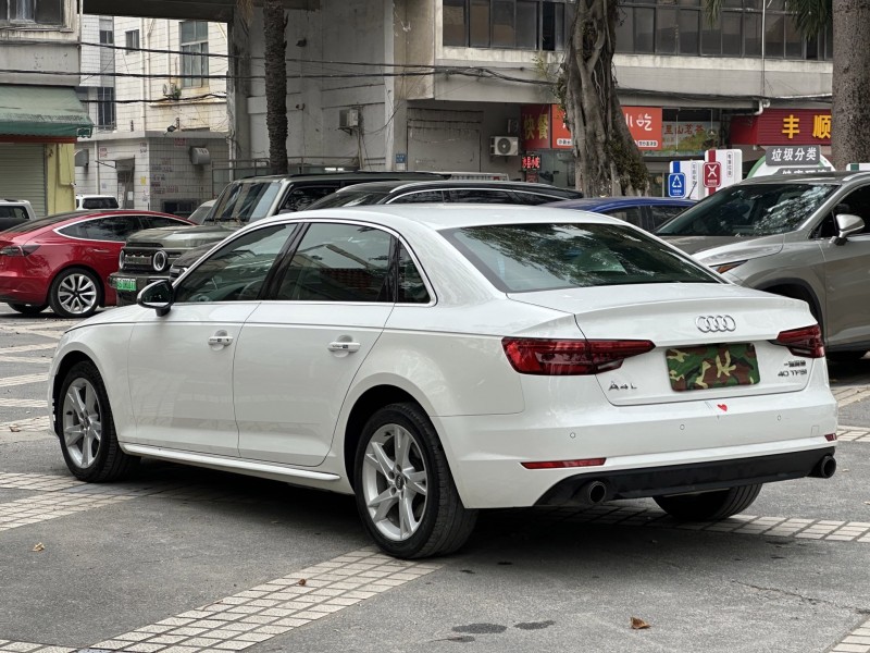 东莞17年奥迪A4L7