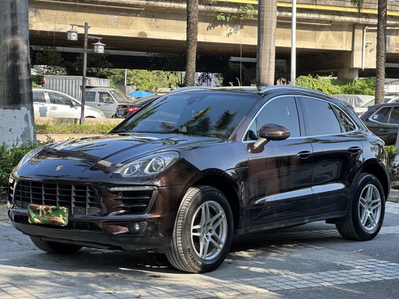 东莞17年保时捷Macan3