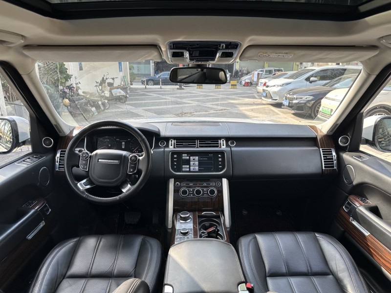 东莞14年路虎揽胜行政4