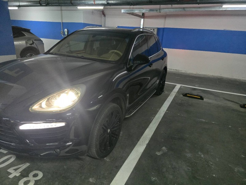 沈阳14年保时捷卡宴7