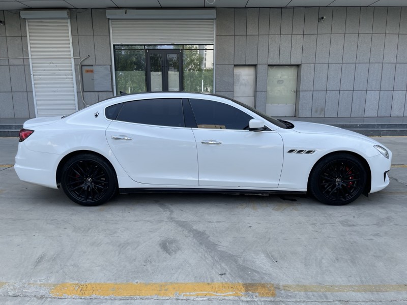 济宁15年玛莎拉蒂总裁8