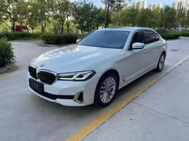 济宁21年宝马5系3