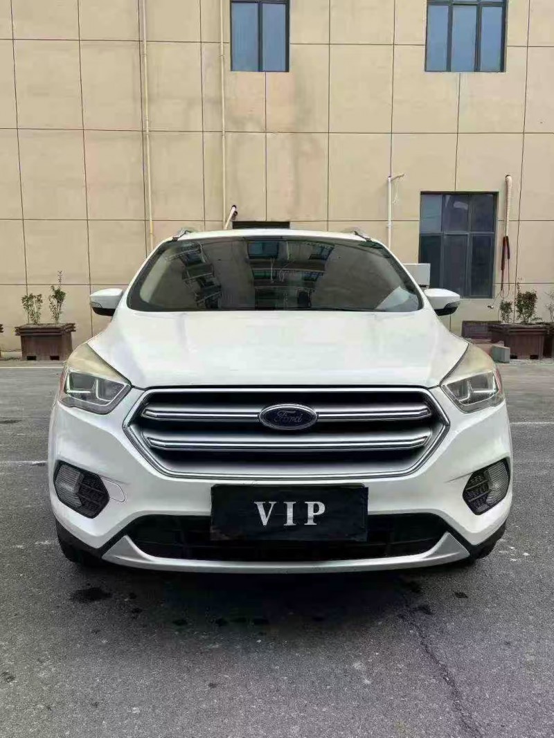 襄阳17年福特翼虎1