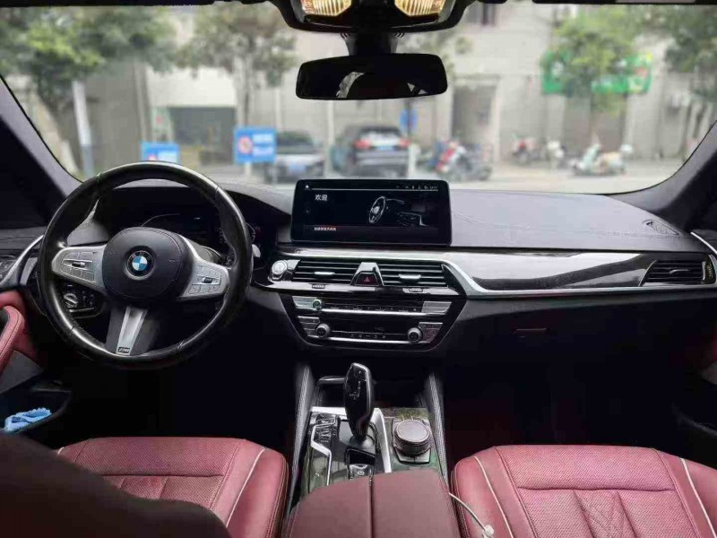 重庆23年宝马5系5