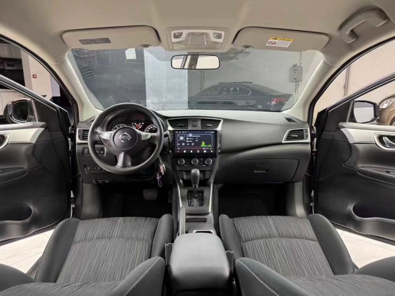 成都24年日产轩逸5