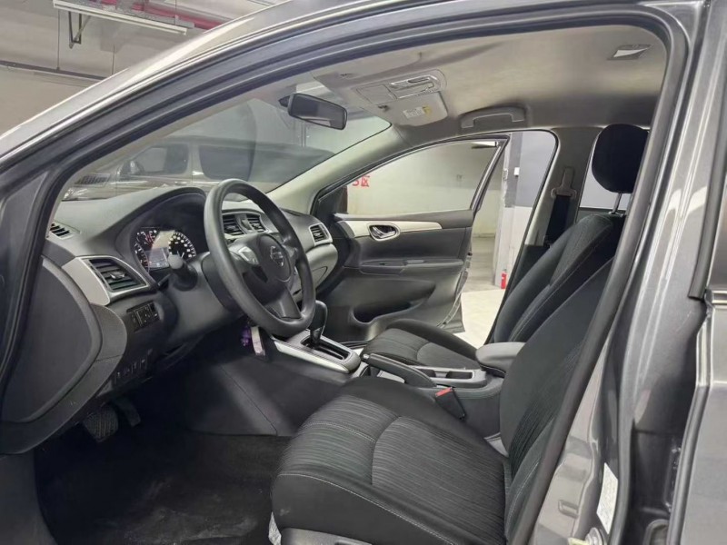 成都24年日产轩逸8