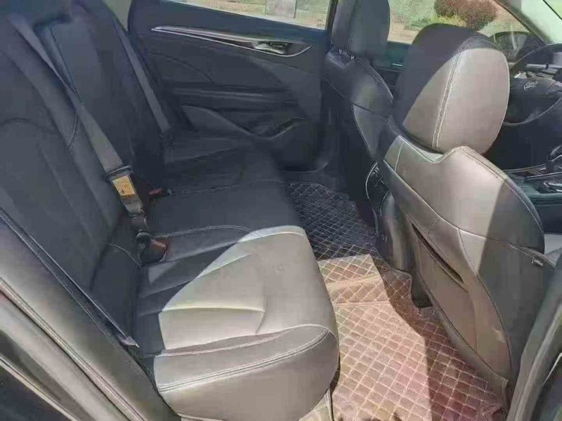 淮安22年别克君越5