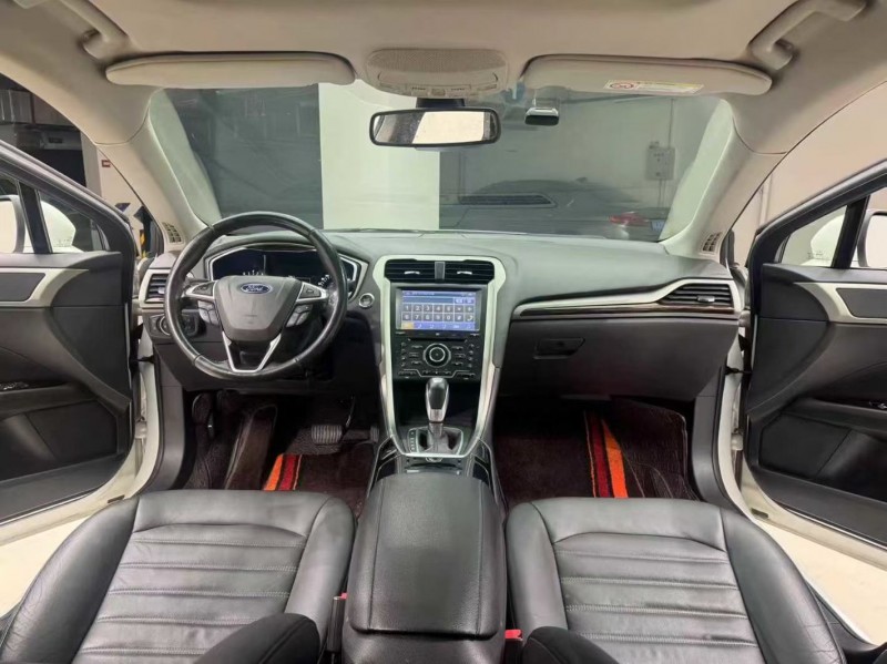 成都16年福特蒙迪欧8