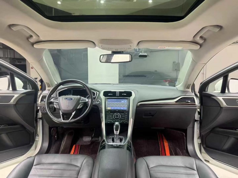 成都16年福特蒙迪欧9