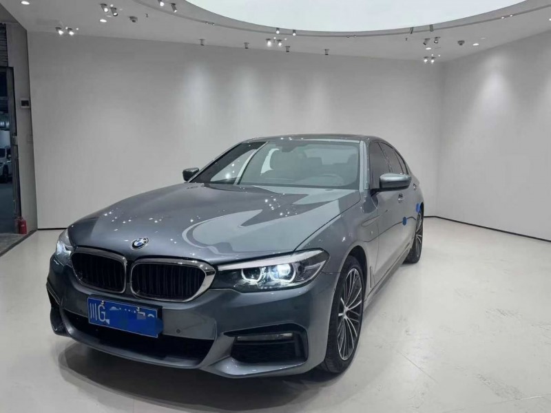 成都18年宝马5系2