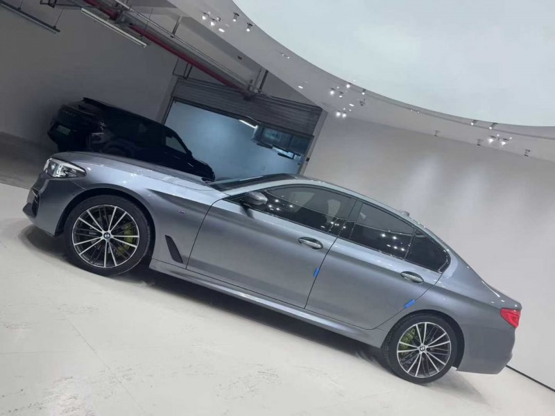 成都18年宝马5系3