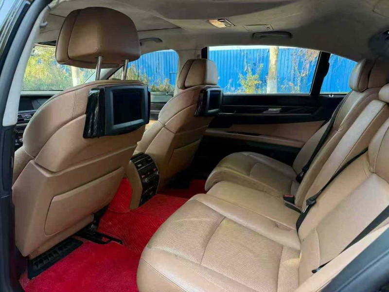 徐州12年宝马7系9