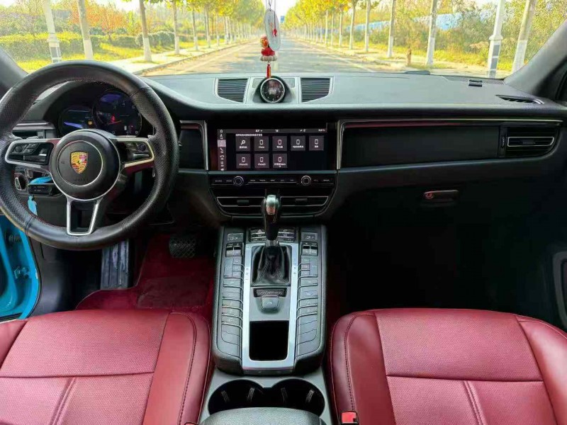 徐州19年保时捷Macan7