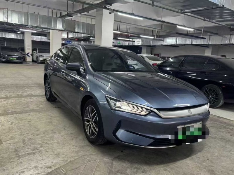 成都24年比亚迪秦2