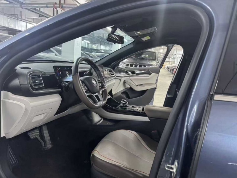 成都24年比亚迪秦7