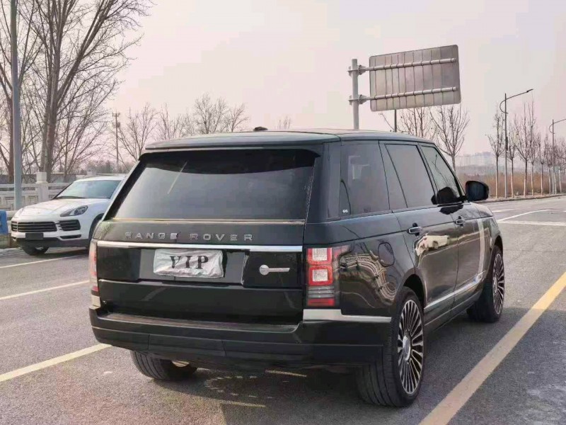 郑州15年路虎揽胜行政8