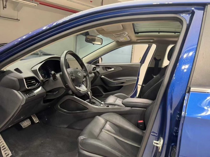 成都19年现代菲斯塔5