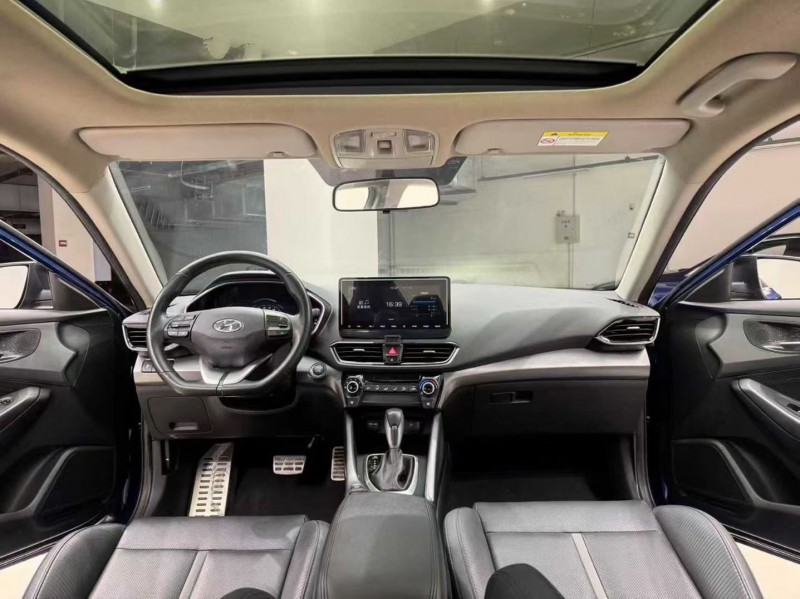 成都19年现代菲斯塔7