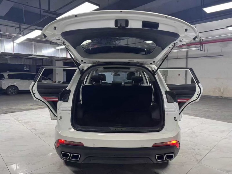 成都22年江淮思皓8