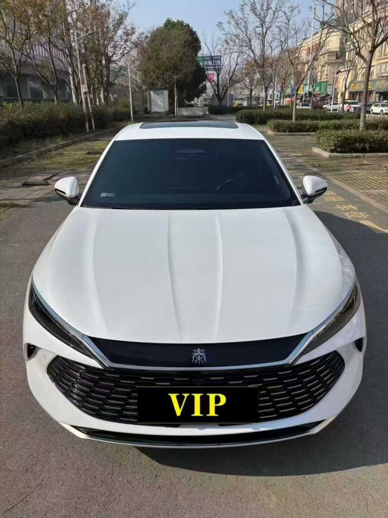 襄阳25年比亚迪秦1