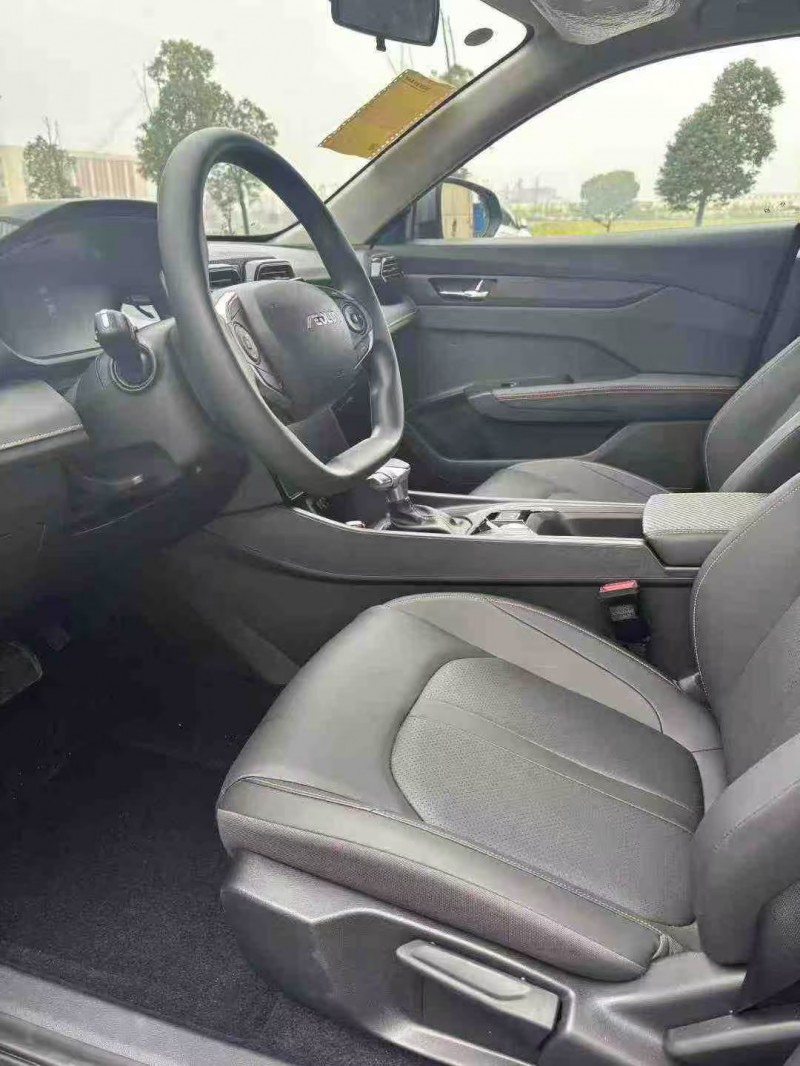 襄阳25年东风奕炫5