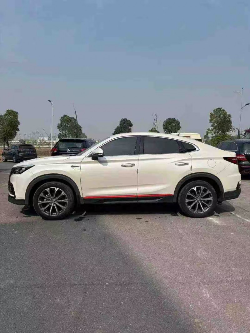 襄阳22年长安汽车CS854