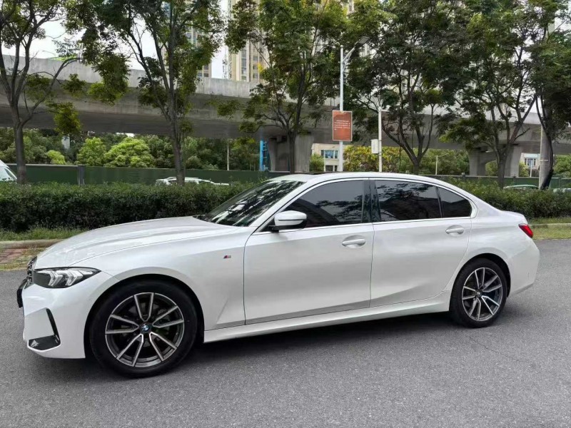 襄阳24年宝马3系4