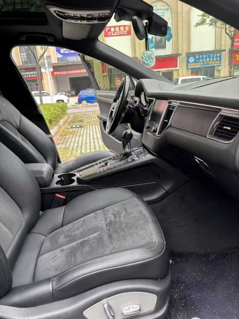 襄阳18年保时捷Macan6