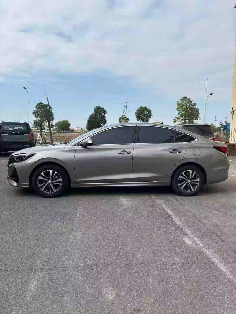 襄阳24年长安汽车逸动4