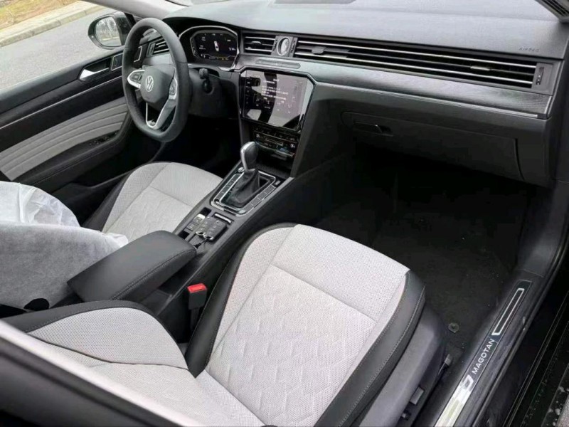 武汉25年大众迈腾6