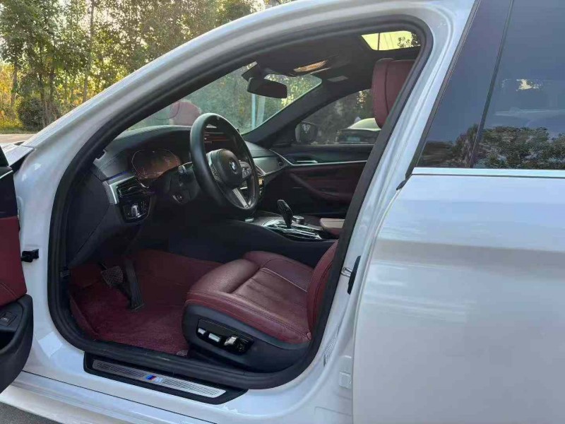 徐州23年宝马5系4