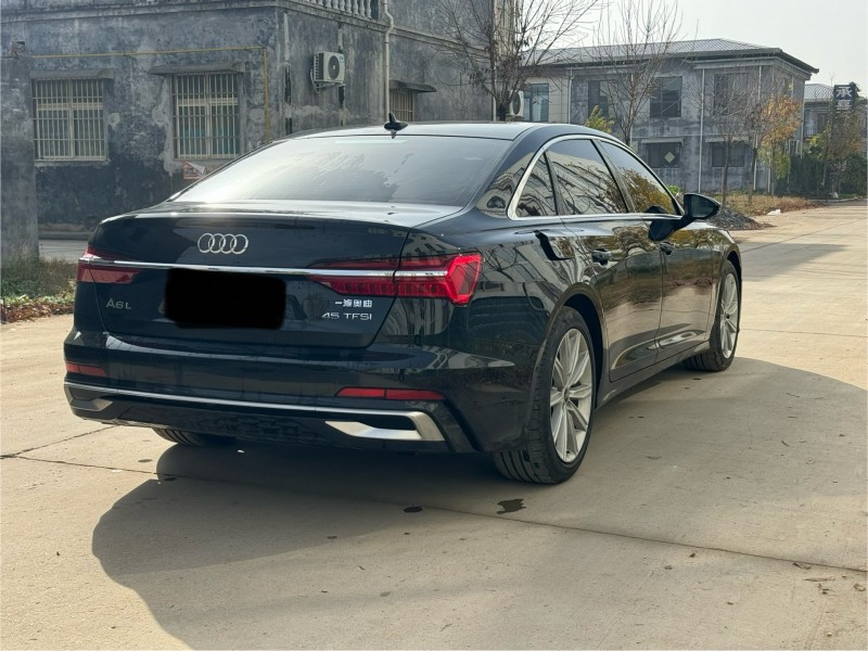 新乡25年奥迪A6L9