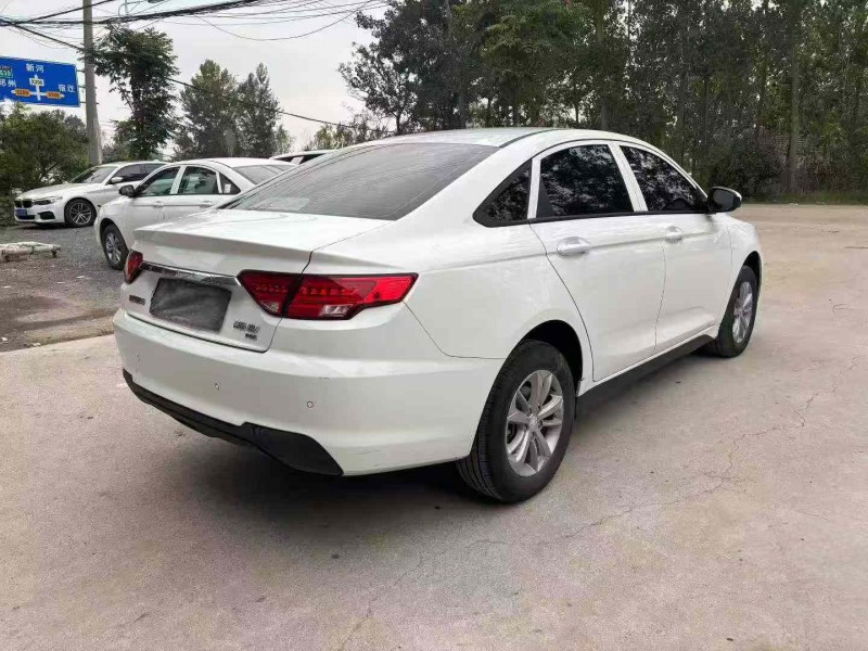 徐州23年吉利帝豪8