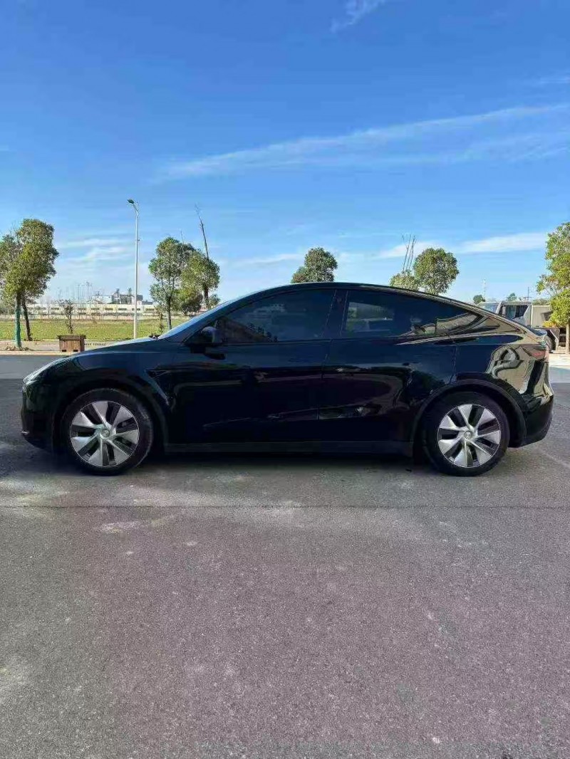 襄阳22年特斯拉MODEL Y5