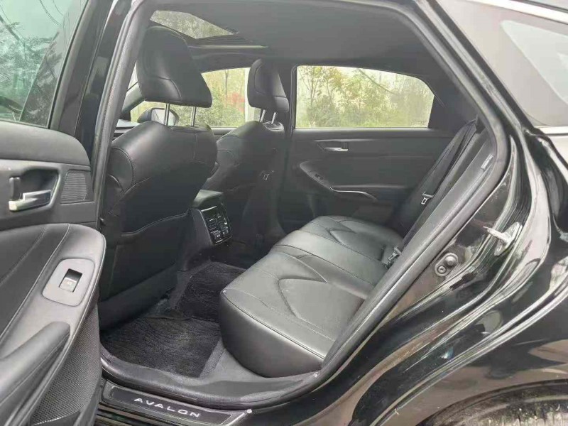 徐州20年丰田亚洲龙5